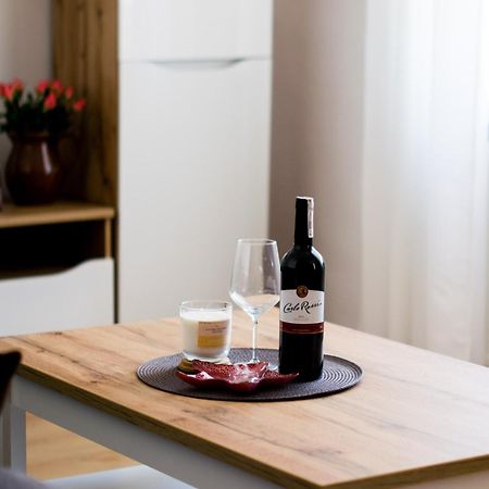 Color 24 Apartament V Leilighet Stalowa Wola Eksteriør bilde