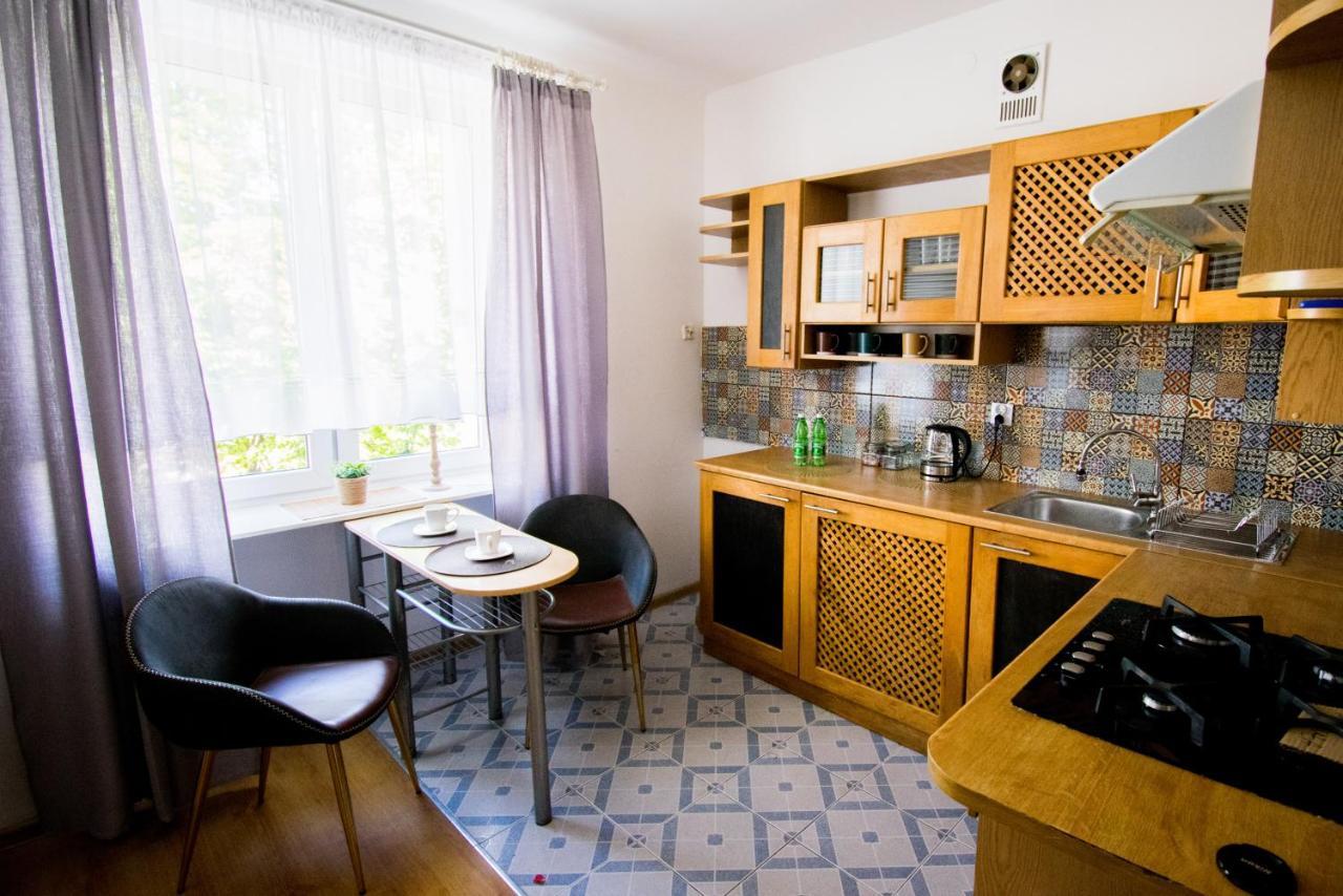 Color 24 Apartament V Leilighet Stalowa Wola Eksteriør bilde