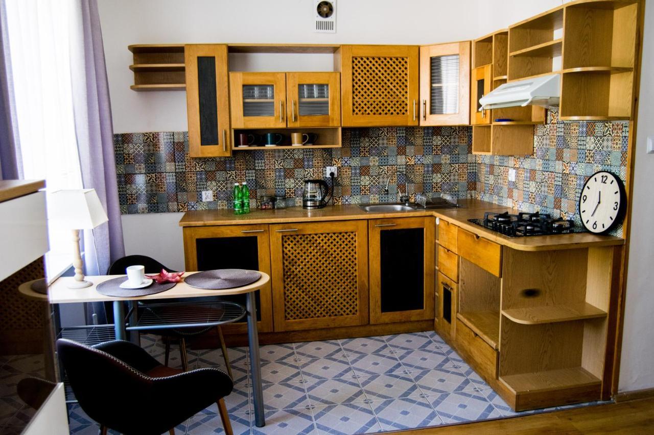 Color 24 Apartament V Leilighet Stalowa Wola Eksteriør bilde